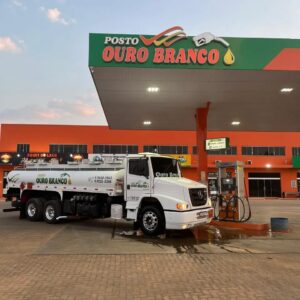 Posto Ouro Branco: combustível confiável e serviço ágil na GO-474, km 23, Abadiânia (GO). Tudo para sua viagem com praticidade e segurança.